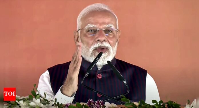'Left no chance to loot people': PM Modi attacks Congress in Odisha; urges people to 'beware' | India News - The Times of India