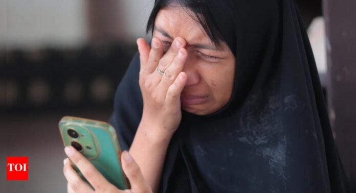 Indonesia families anxious for news after school collapse - The Times of India
